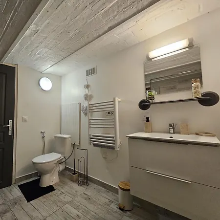 Apartment Fleuri *